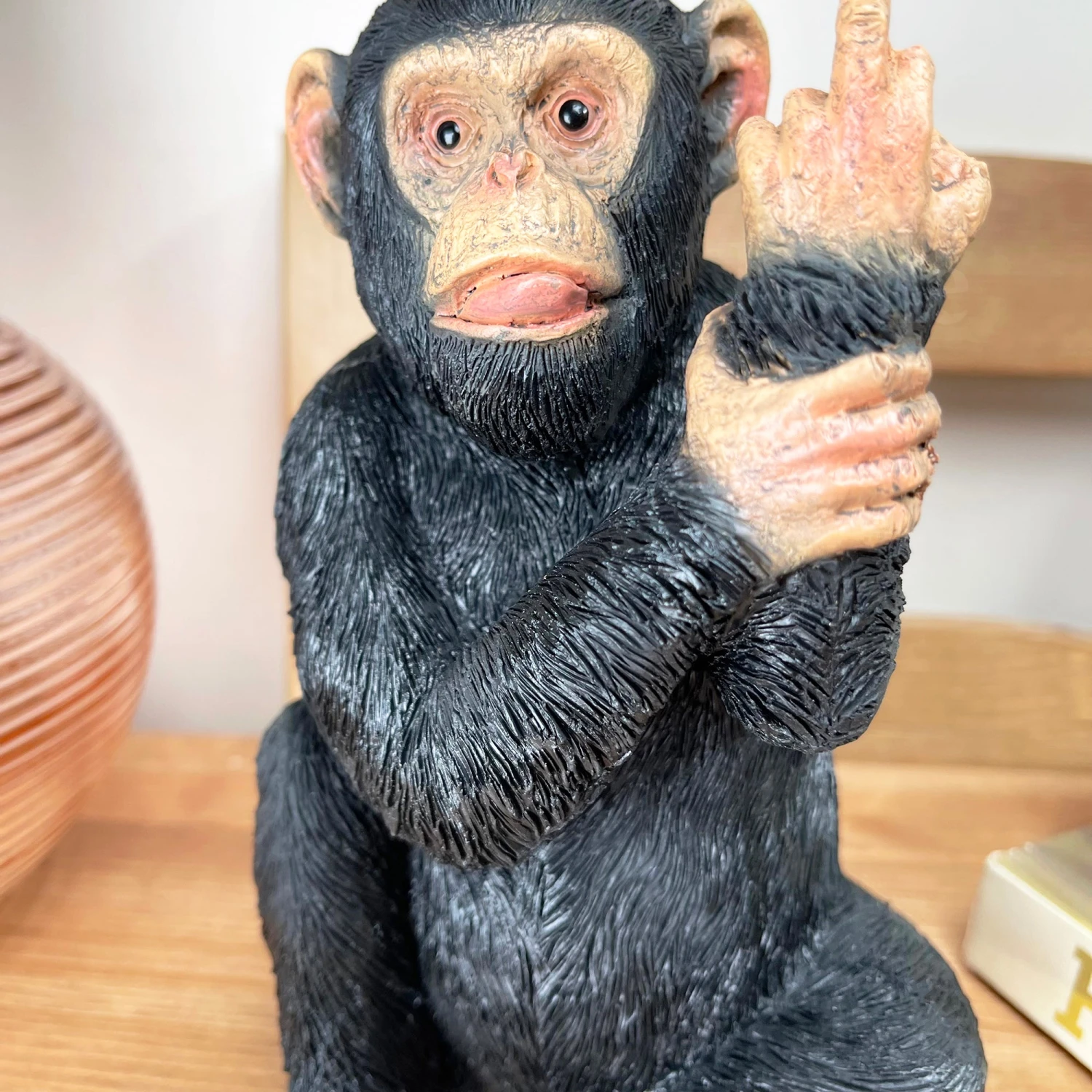 Darthome Limited Black Up Yours Monkey Ornament 11x19x11cm 3 Darthome Limited Black Up Yours Monkey Ornament 11x19x11cm - Image 3