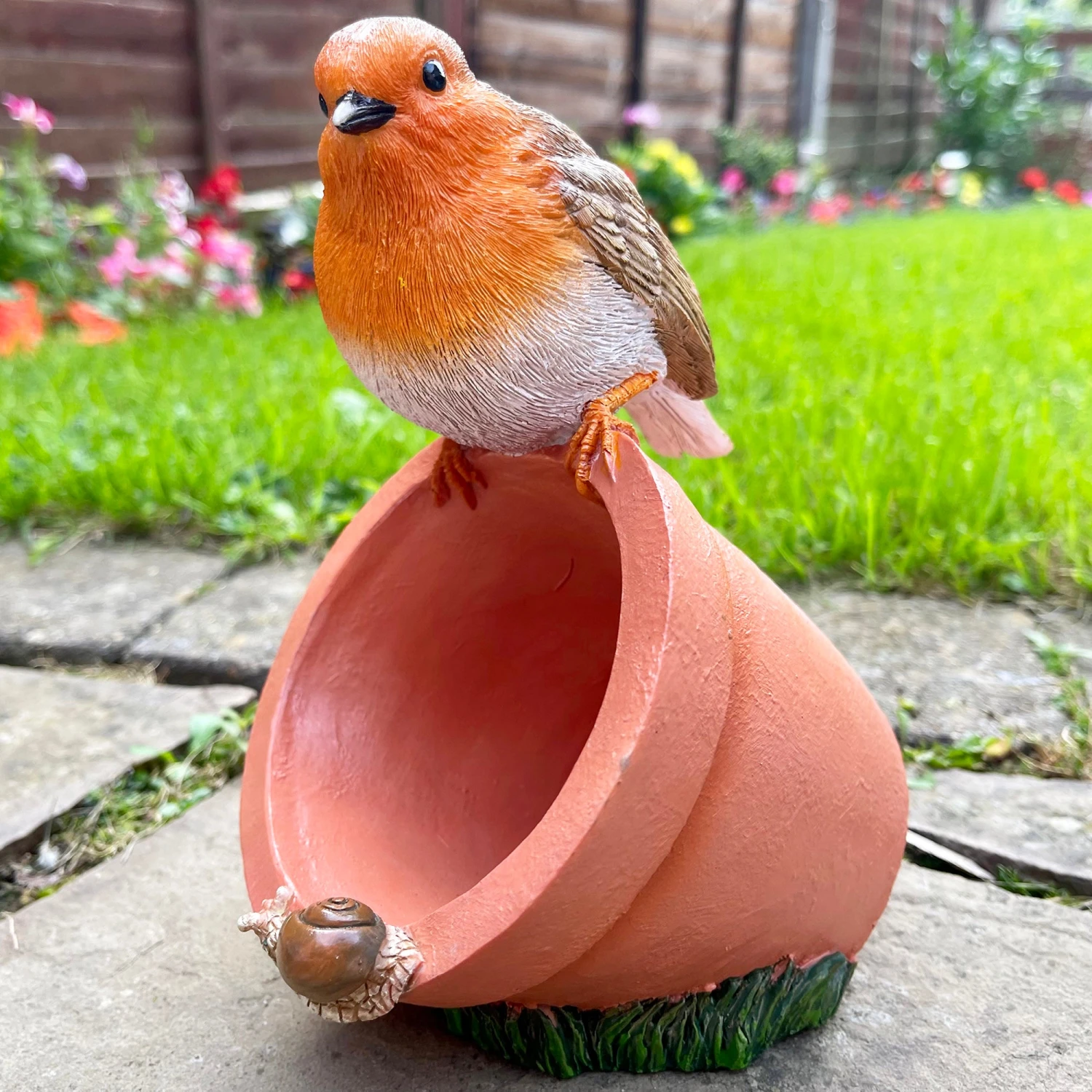 Darthome Limited Robin On Plant Pot Bird Feeder 1 Darthome Limited Robin On Plant Pot Bird Feeder