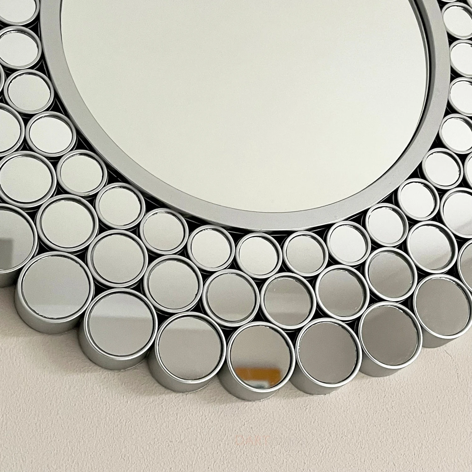 Darthome Limited Silver Round Bubble Wall Mirror 2 Darthome Limited Silver Round Bubble Wall Mirror - Image 2