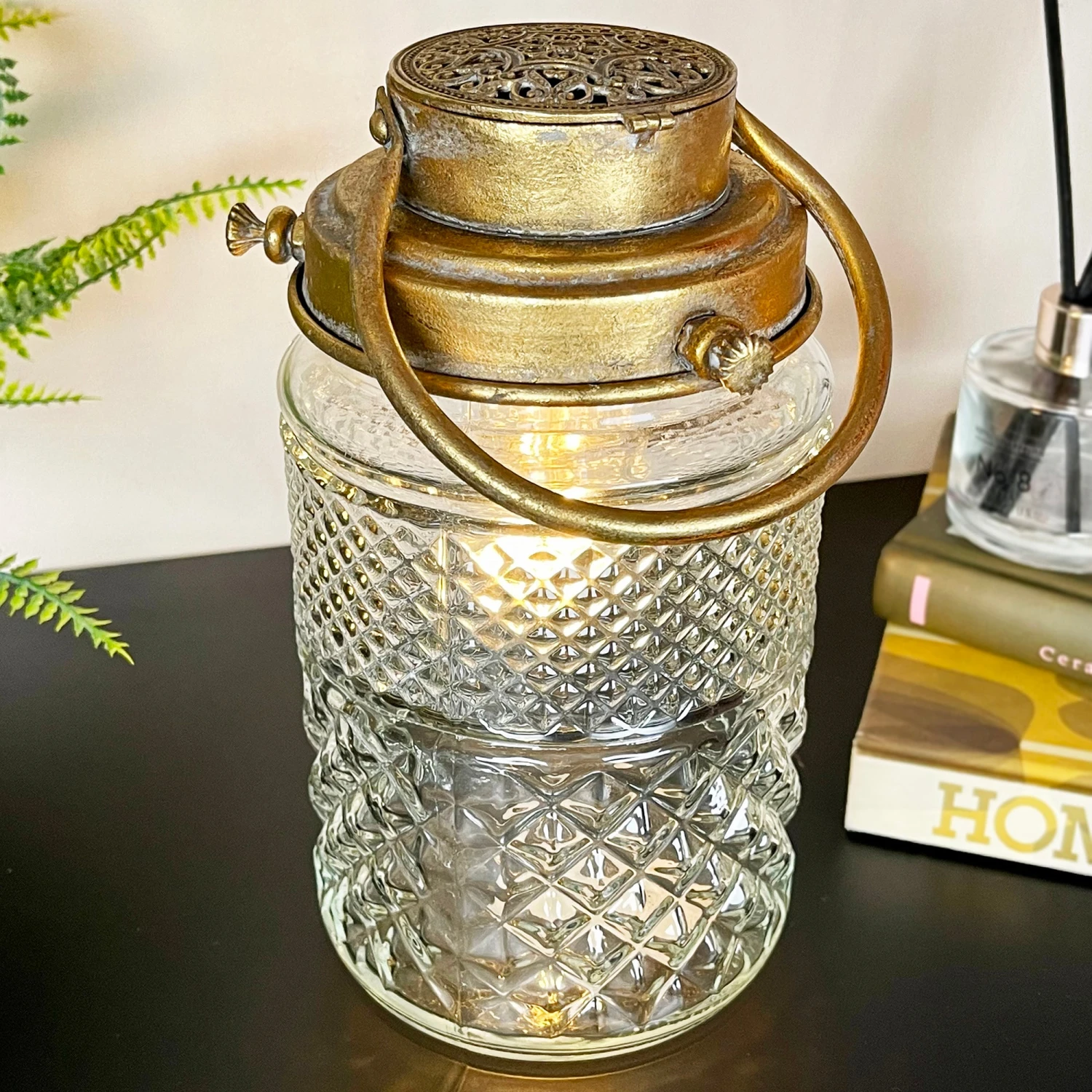 Darthome Limited Battery Powered Glass Gold LED Glass Light 1 Darthome Limited Battery Powered Glass Gold LED Glass Light