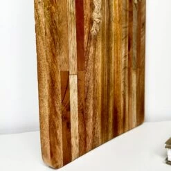 Darthome Limited Mango Wood Chopping Boards With Handle -Decor Garden Shop IMG E1564 49a669bb d209 42cf 8fb2 2050d4116460
