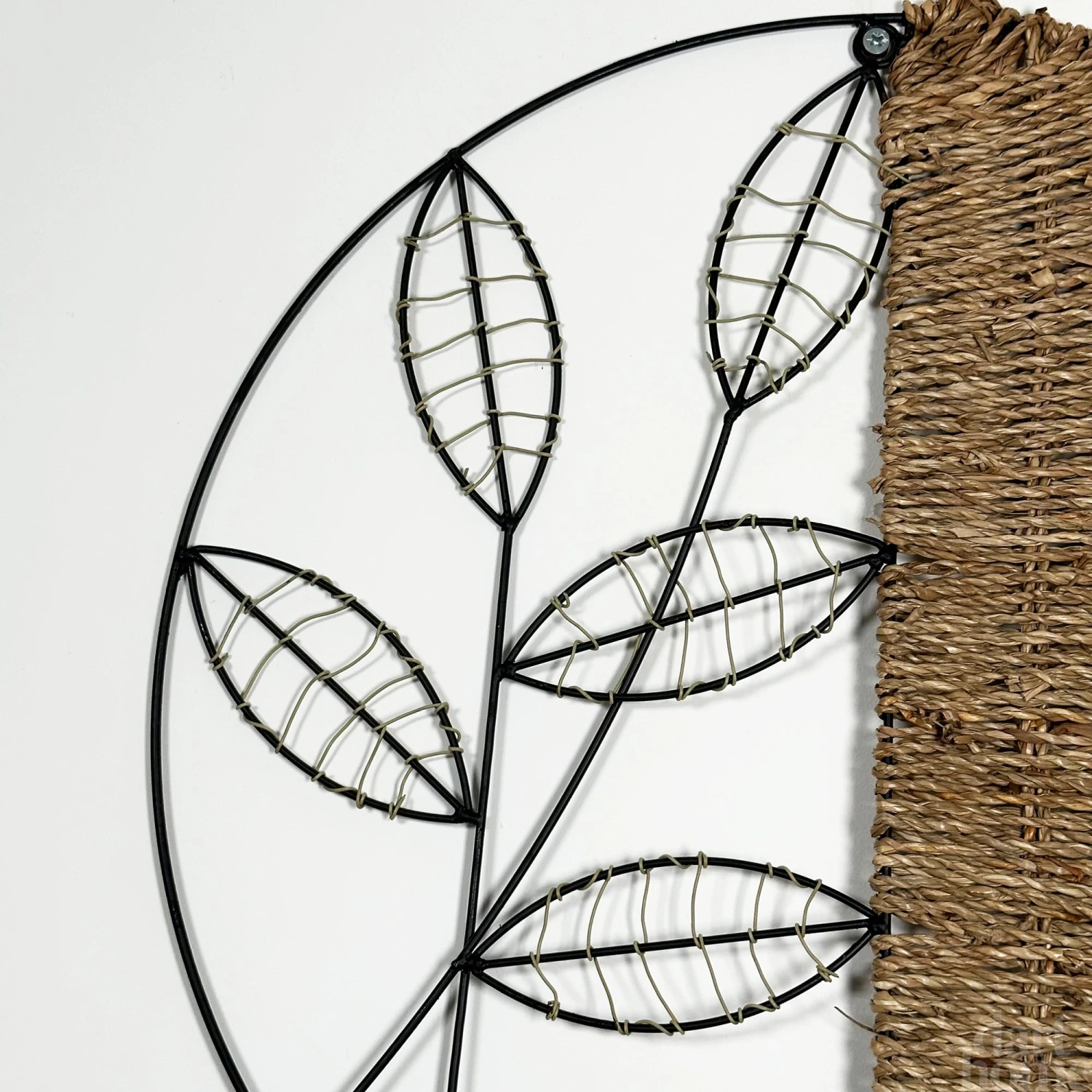 Darthome Limited Woven Rattan Leaf Wall Deco 50x50cm 5 Darthome Limited Woven Rattan Leaf Wall Deco 50x50cm - Image 5