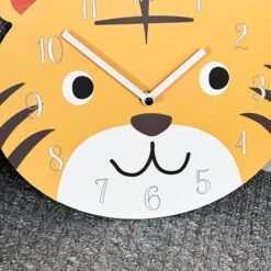 Darthome Limited Tiger Head Childrens Wall Clock 12 Darthome Limited Tiger Head Childrens Wall Clock -Decor Garden Shop IMG E2160