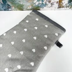 Darthome Limited Grey Heart Single Oven Gloves Pack Of 2 -Decor Garden Shop IMG E2266