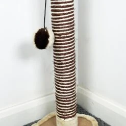 Darthome Limited Furry Paw Scratching Post -Decor Garden Shop IMG E2452