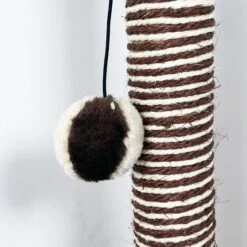 Darthome Limited Furry Paw Scratching Post -Decor Garden Shop IMG E2454