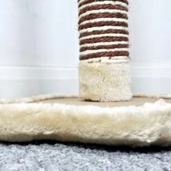 Darthome Limited Furry Paw Scratching Post -Decor Garden Shop IMG E2455