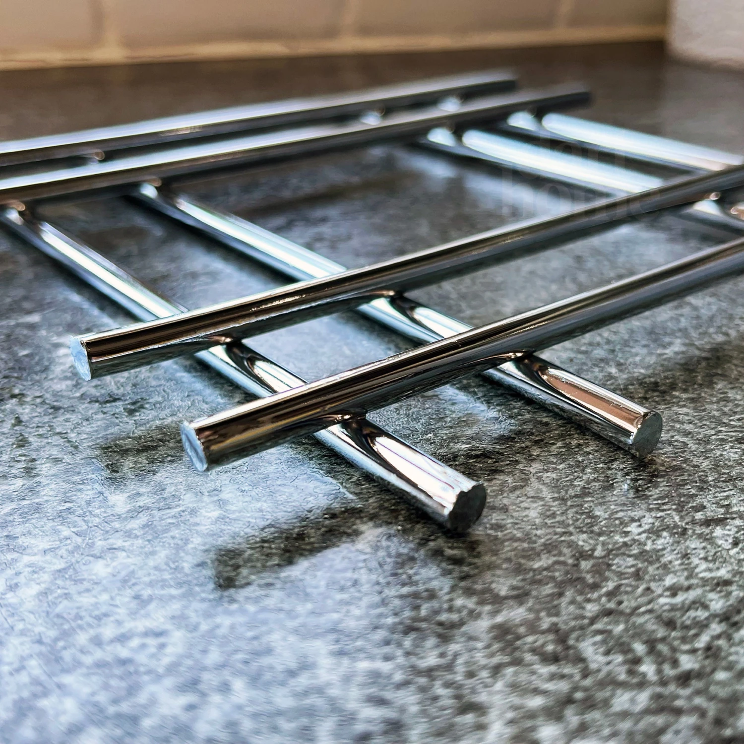 Darthome Limited Cast Iron Chrome Square Trivet 20cm 5 Darthome Limited Cast Iron Chrome Square Trivet 20cm - Image 5