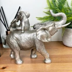 Darthome Limited Silver Elephant With Calves Ornament -Decor Garden Shop IMG E3136 1