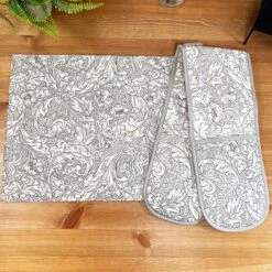 Darthome Limited William Morris Bachelors Button Kitchen Linen Set