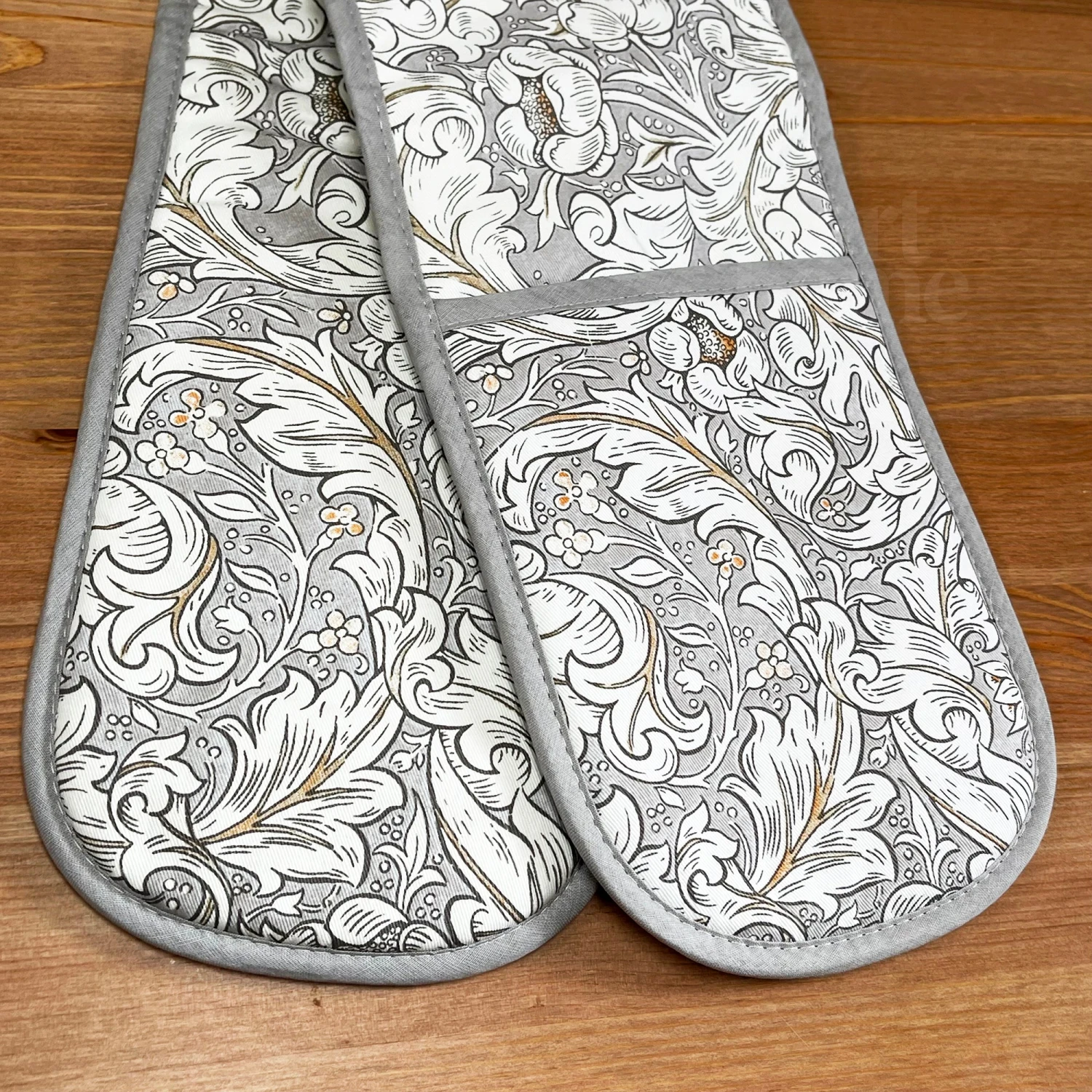 Darthome Limited William Morris Bachelors Button Kitchen Linen Set 4 Darthome Limited William Morris Bachelors Button Kitchen Linen Set - Image 4