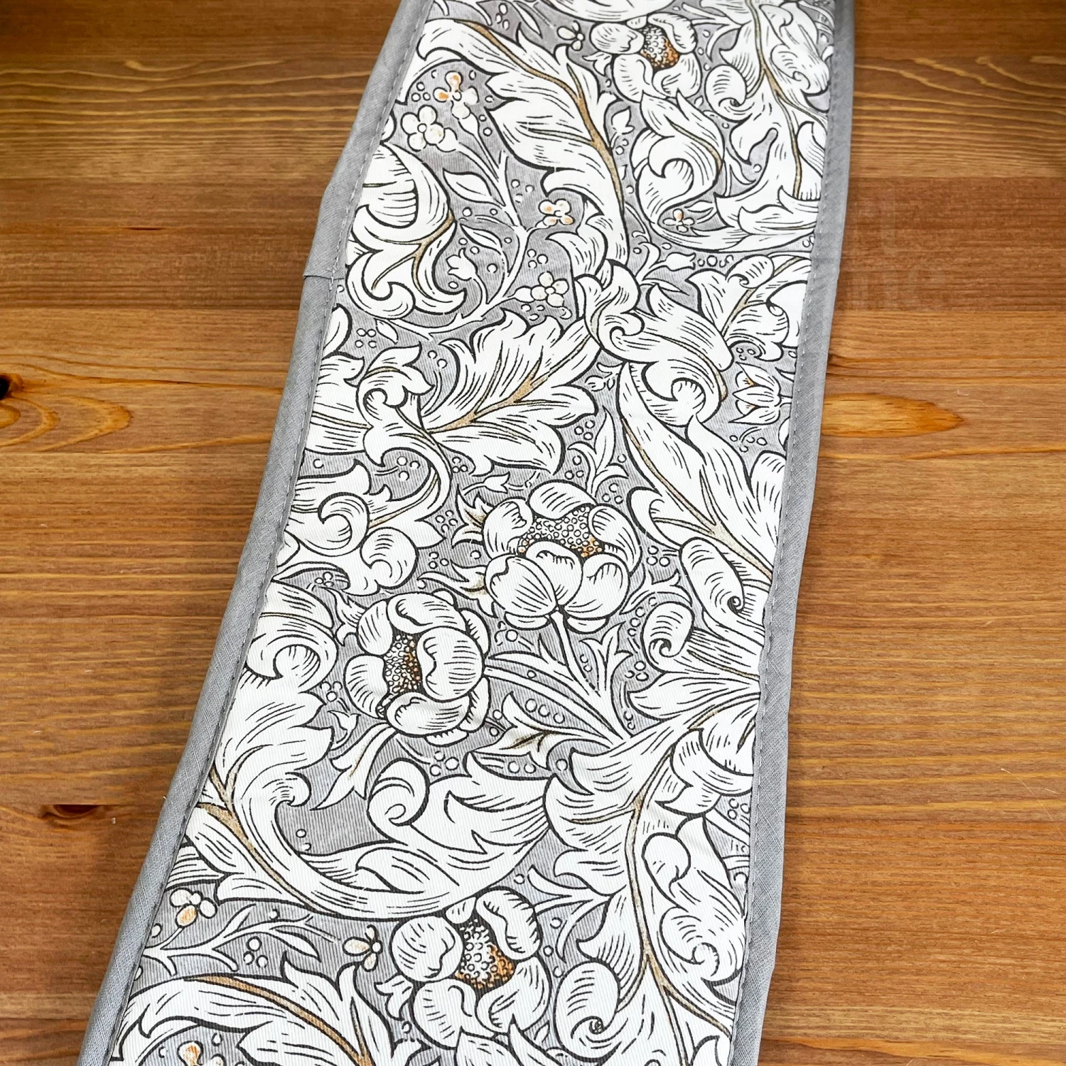 Darthome Limited William Morris Bachelors Button Kitchen Linen Set 7 Darthome Limited William Morris Bachelors Button Kitchen Linen Set - Image 7