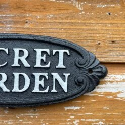 Darthome Limited Secret Garden Black Cast Iron Sign -Decor Garden Shop IMG E3499