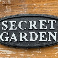 Darthome Limited Secret Garden Black Cast Iron Sign -Decor Garden Shop IMG E3500