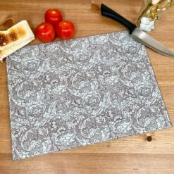 Darthome Limited William Morris Bachelors Button Glass Chopping Board