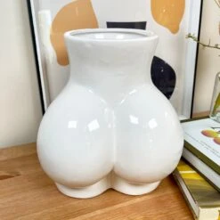 Darthome Limited Ceramic White Bottom Vase