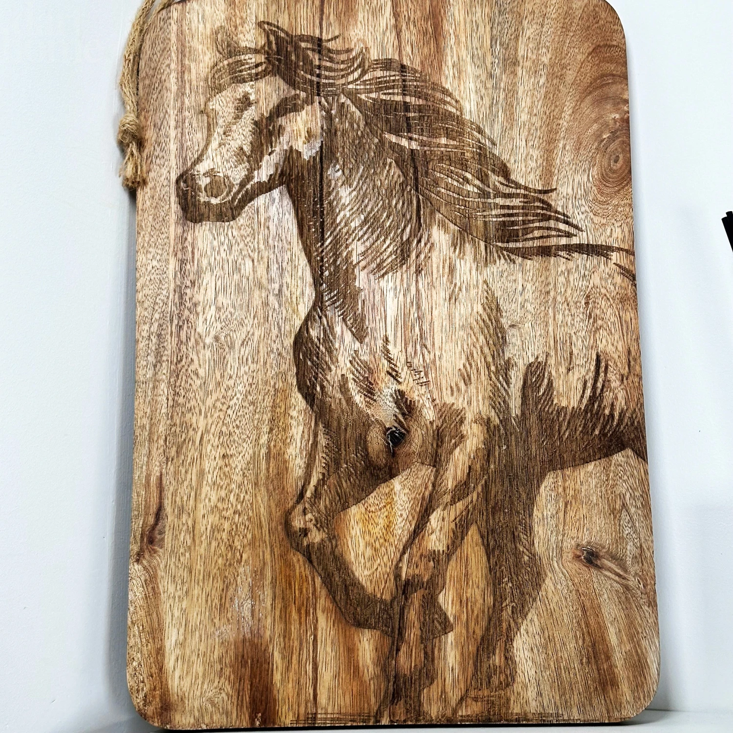 Darthome Limited Large Etched Horse Chopping Board 3 Darthome Limited Large Etched Horse Chopping Board - Image 3