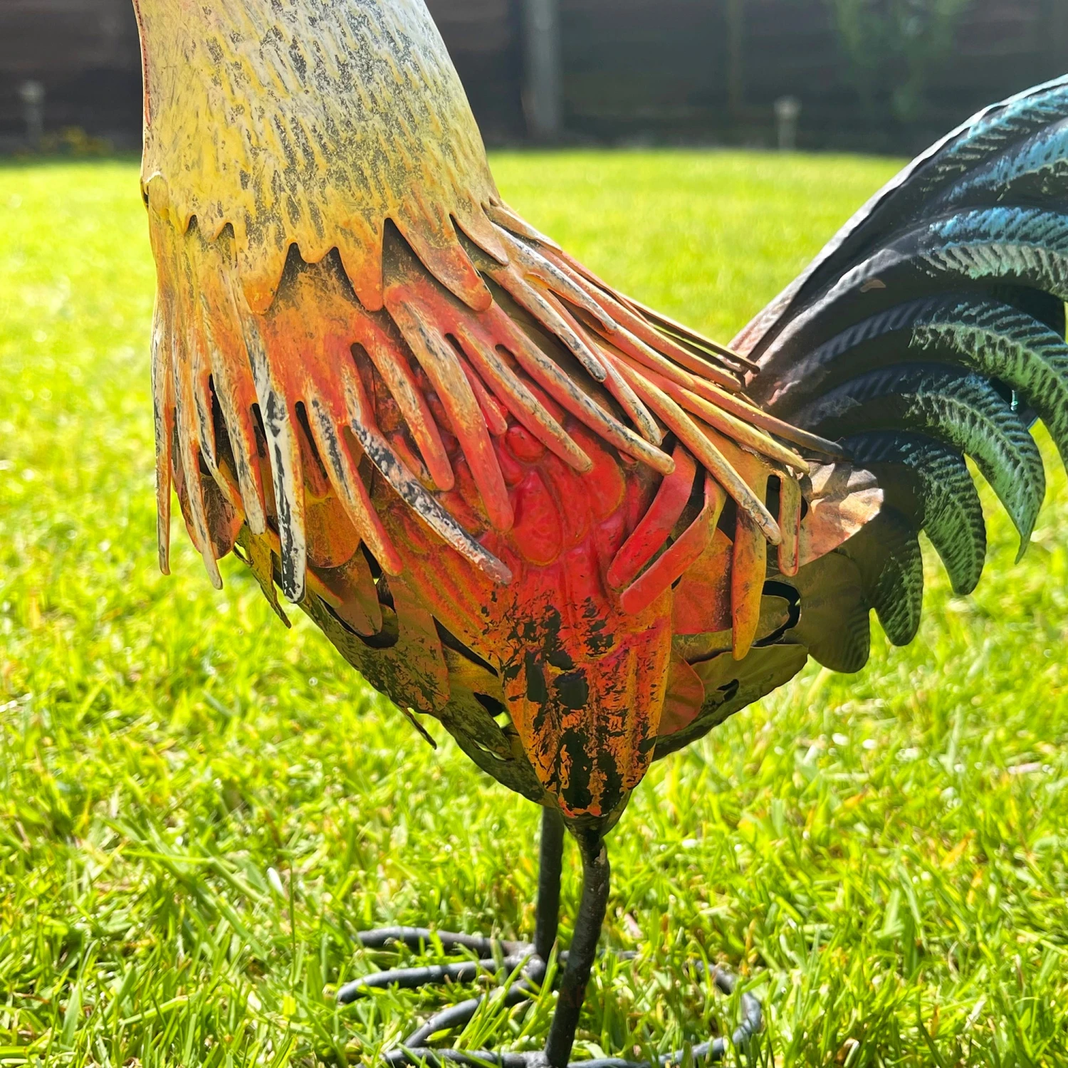 Darthome Limited Metal Rooster Garden Ornament 26cm 4 Darthome Limited Metal Rooster Garden Ornament 26cm - Image 4