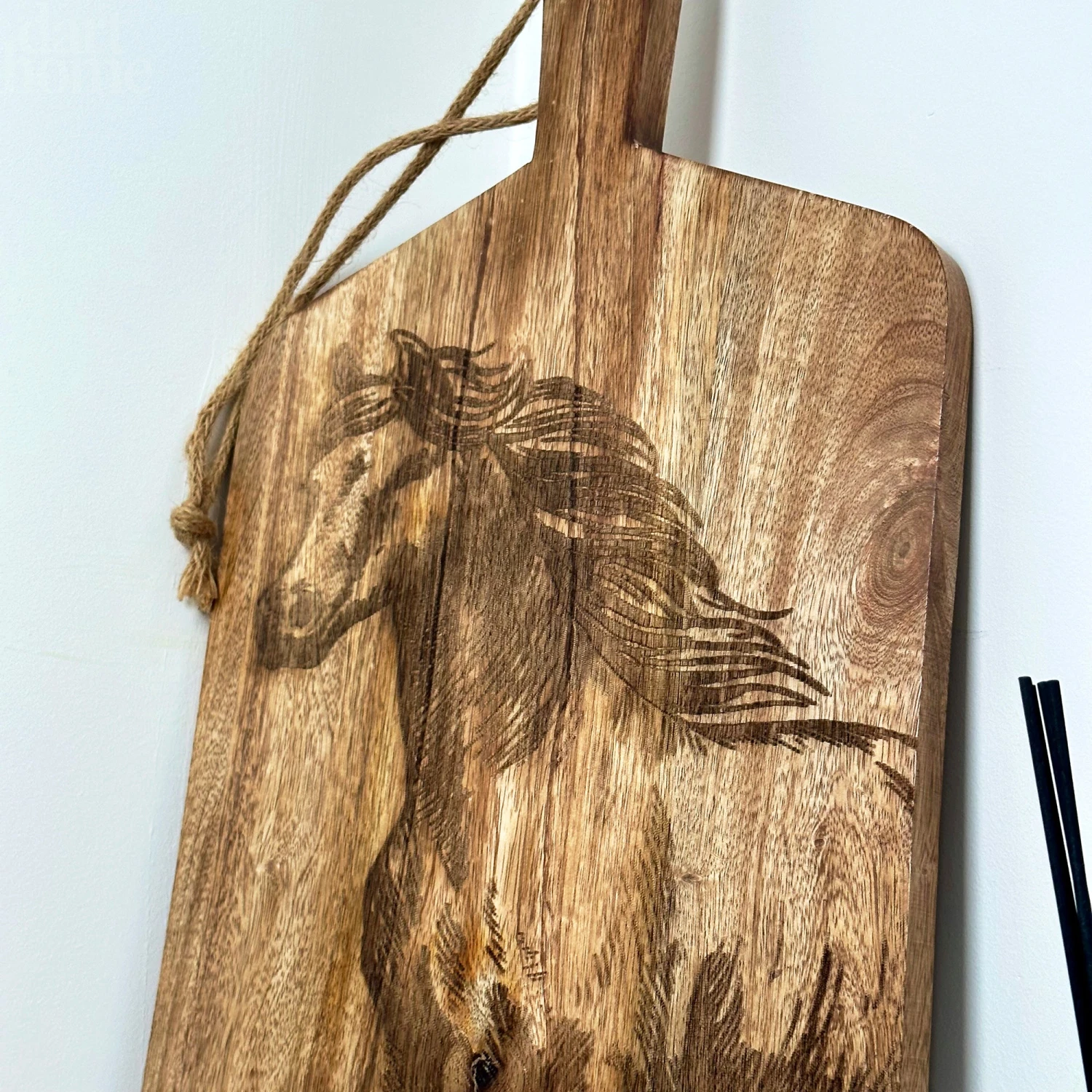 Darthome Limited Large Etched Horse Chopping Board 4 Darthome Limited Large Etched Horse Chopping Board - Image 4