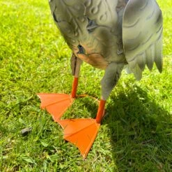 Darthome Limited Metal Pelican With Fish Garden Ornament -Decor Garden Shop IMG E3749 edited34 1