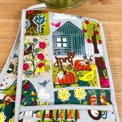 Darthome Limited Ulster Weavers Home Grown Oven Glove 6 Darthome Limited Ulster Weavers Home Grown Oven Glove -Decor Garden Shop IMG E4080 edited43