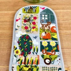 Darthome Limited Ulster Weavers Home Grown Oven Glove 7 Darthome Limited Ulster Weavers Home Grown Oven Glove -Decor Garden Shop IMG E4081 edited44