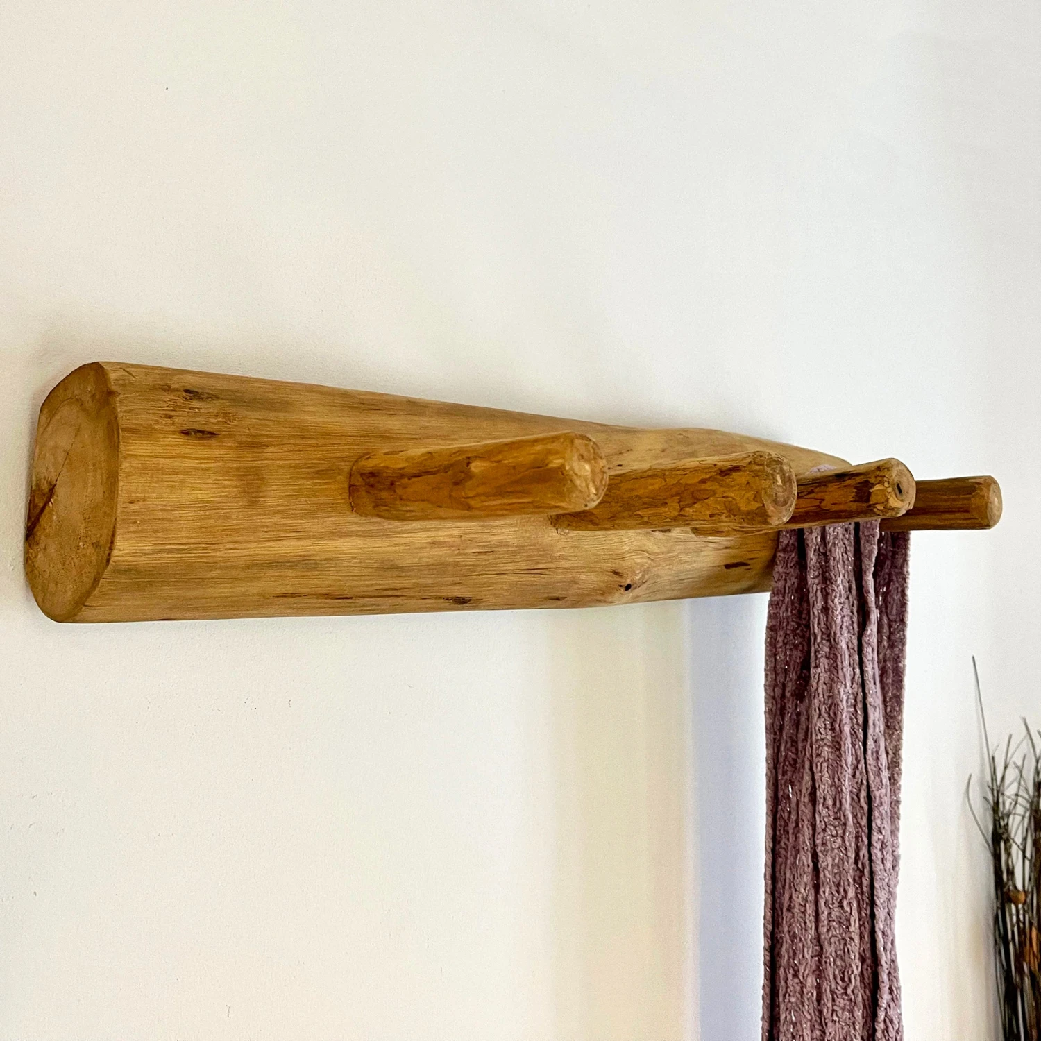 Darthome Limited Teak Wood Log 4 Peg Coat Hanger 1 Darthome Limited Teak Wood Log 4 Peg Coat Hanger