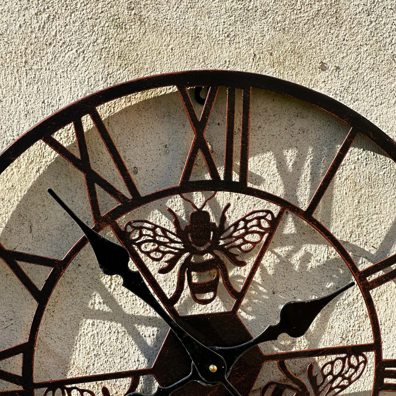 Darthome Limited Copper Queen Bees Garden Clock 60cm 6 Darthome Limited Copper Queen Bees Garden Clock 60cm - Image 6