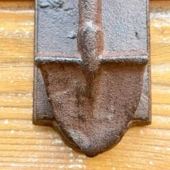 Darthome Limited Spade Cast Iron Door Knocker 8 Darthome Limited Spade Cast Iron Door Knocker -Decor Garden Shop IMG E4490 edited7 1