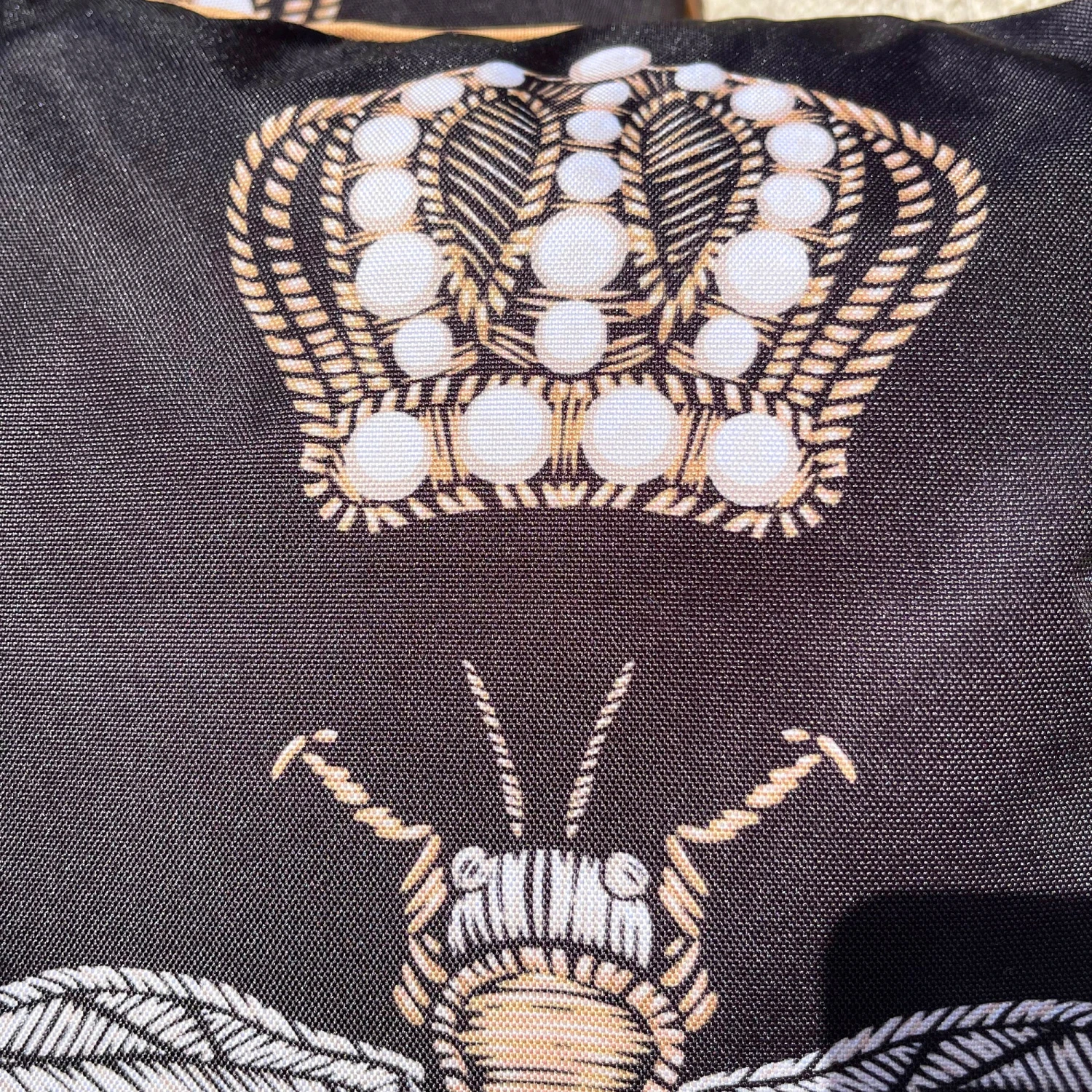 Darthome Limited Black Queen Bee Outdoor Cushion 4 Darthome Limited Black Queen Bee Outdoor Cushion - Image 4