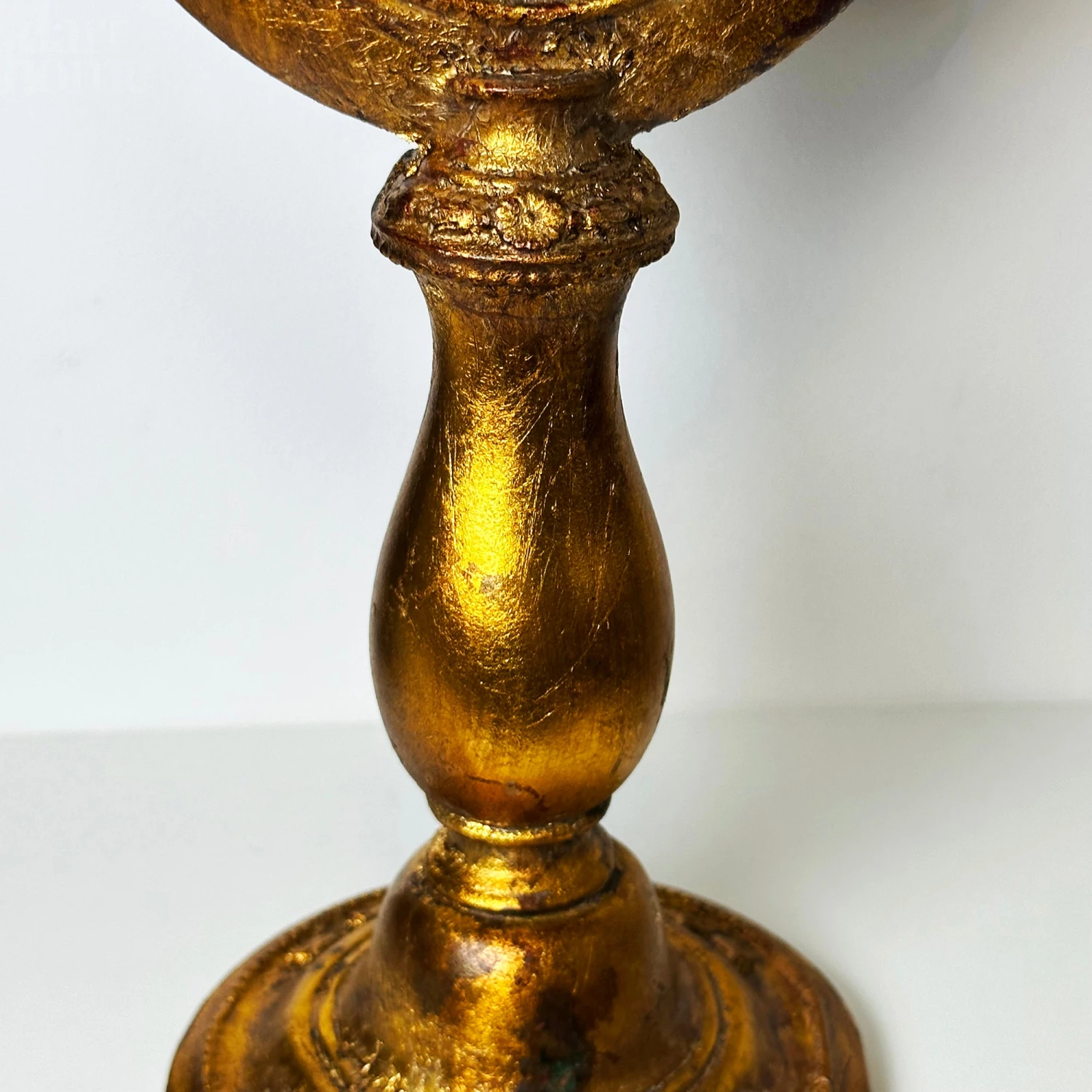 Darthome Limited Antique Gold Rabbit Ears Table Mirror 3 Darthome Limited Antique Gold Rabbit Ears Table Mirror - Image 3