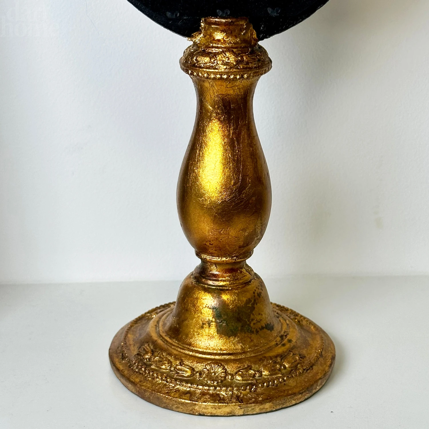 Darthome Limited Antique Gold Rabbit Ears Table Mirror 7 Darthome Limited Antique Gold Rabbit Ears Table Mirror - Image 7