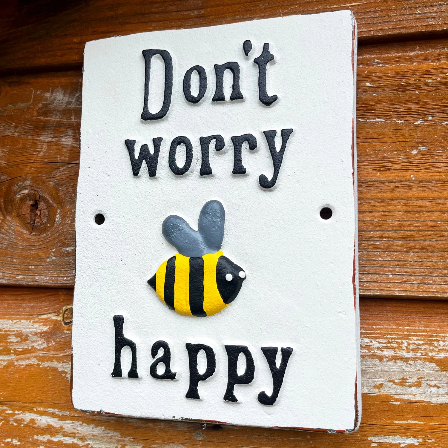 Darthome Limited Dont Worry Bee Happy Cast Iron Sign 1 Darthome Limited Dont Worry Bee Happy Cast Iron Sign