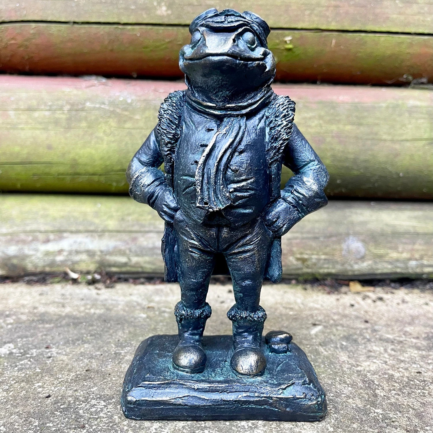 Darthome Limited Bronze Resin Mr Toad Pilot Ornament 1 Darthome Limited Bronze Resin Mr Toad Pilot Ornament