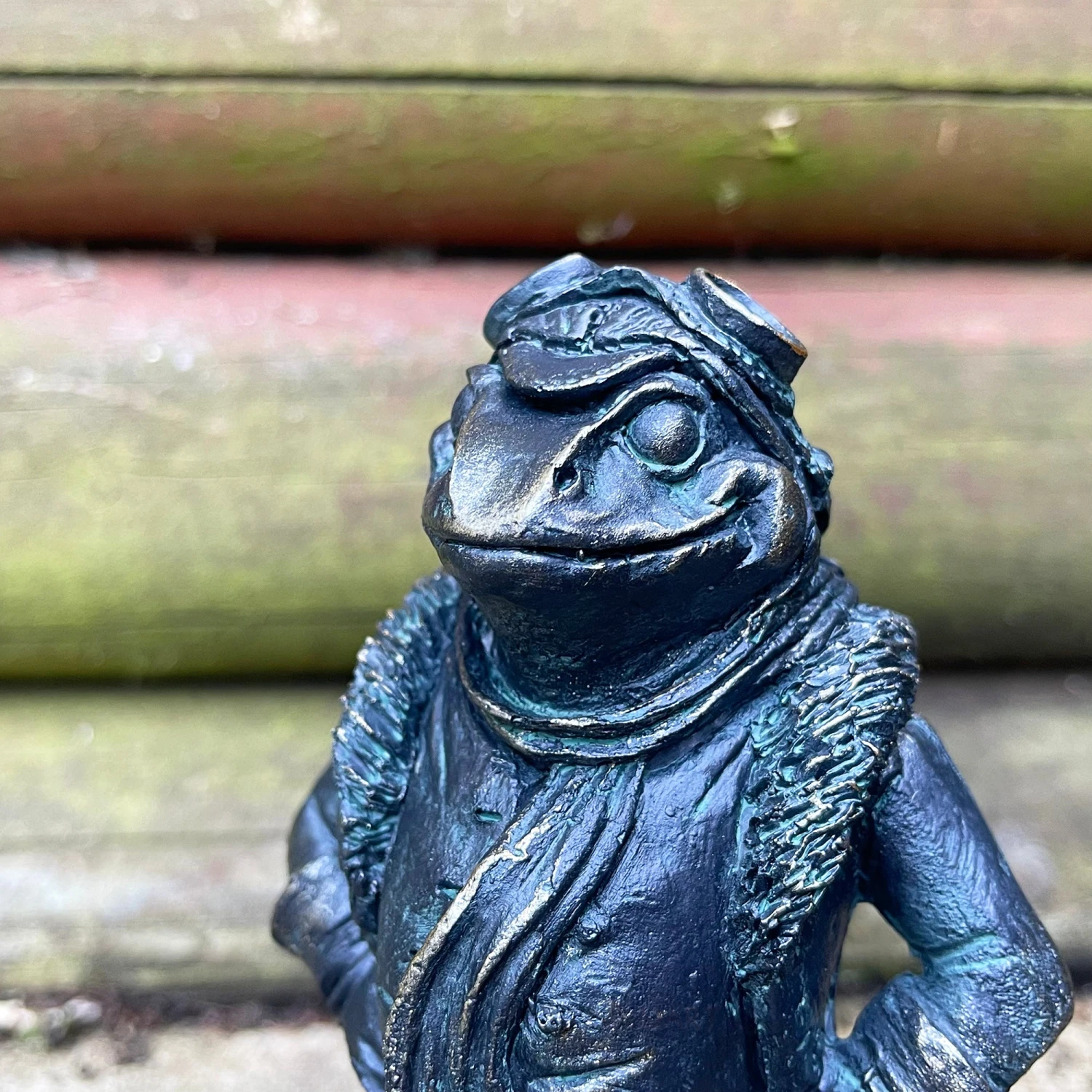 Darthome Limited Bronze Resin Mr Toad Pilot Ornament 2 Darthome Limited Bronze Resin Mr Toad Pilot Ornament - Image 2