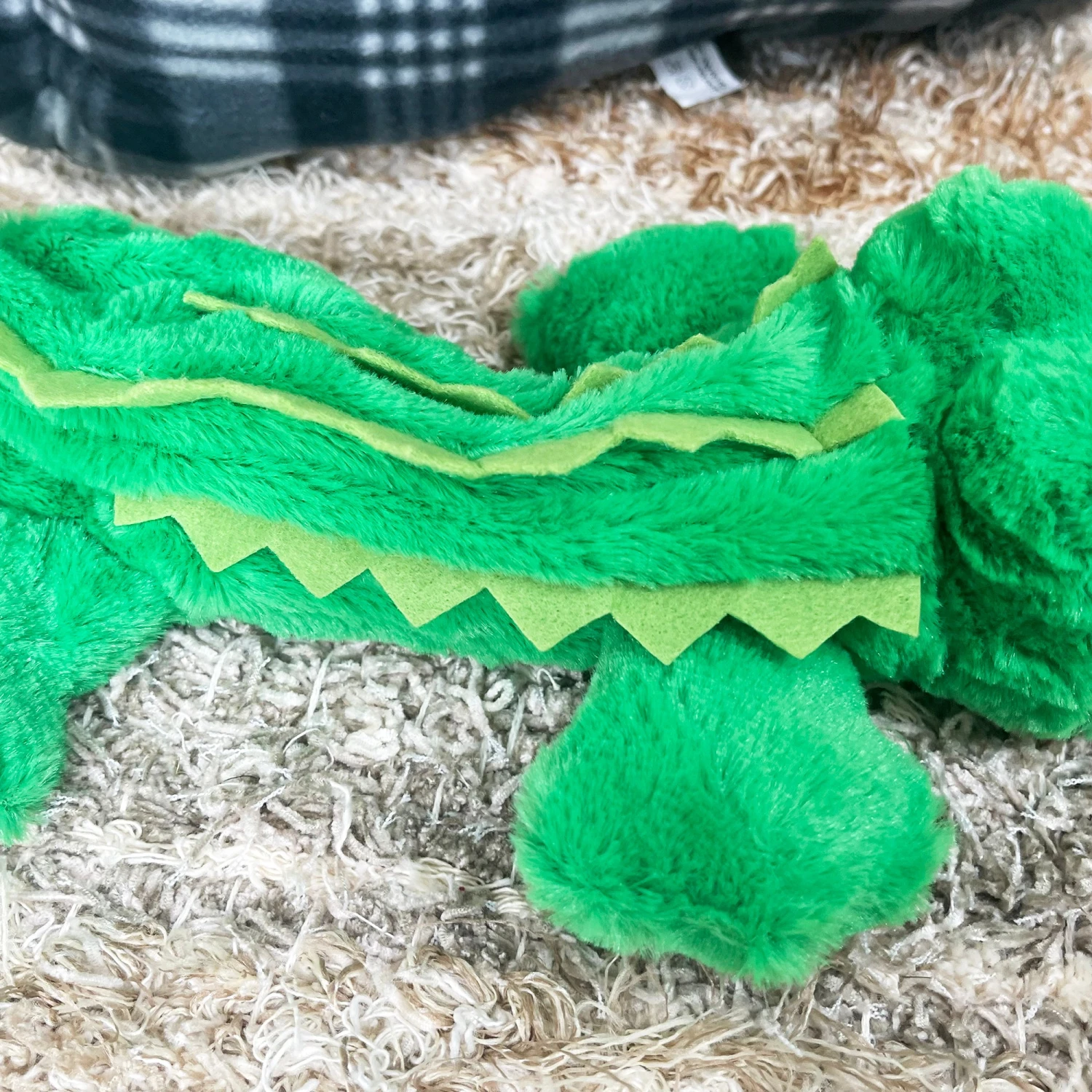 Darthome Limited Green Crocodile Eco Squeaky Dog Toy 4 Darthome Limited Green Crocodile Eco Squeaky Dog Toy - Image 4