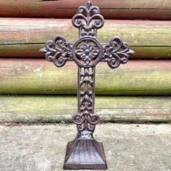 Darthome Limited Cast Iron Cross On Stand 28cm
