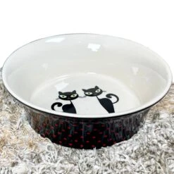 Darthome Limited Ceramic Polka Dot Cat Bowl -Decor Garden Shop IMG E6083copy