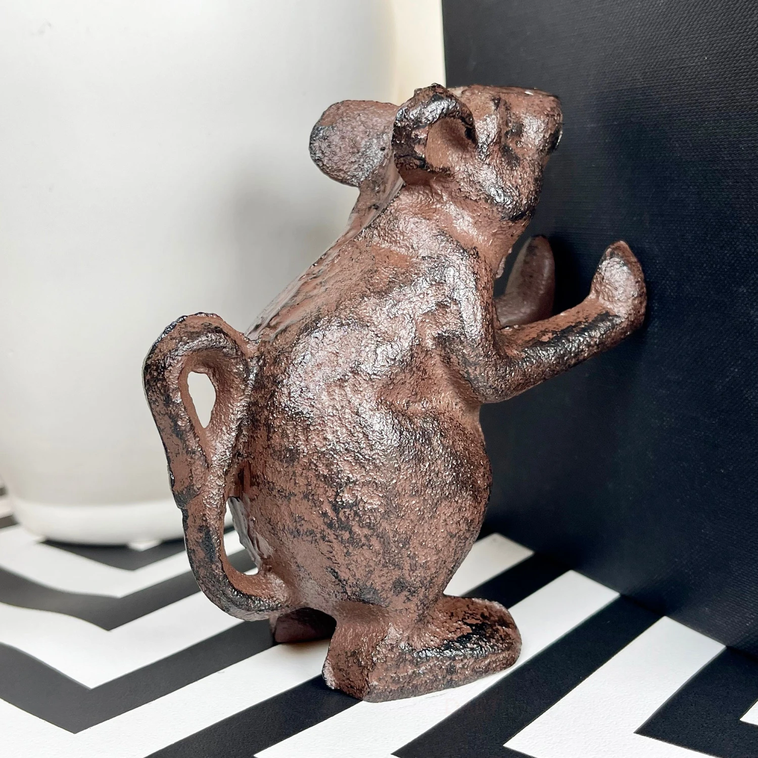 Darthome Limited Set Of 2 Cast Iron Mouse Bookends 2 Darthome Limited Set Of 2 Cast Iron Mouse Bookends - Image 2