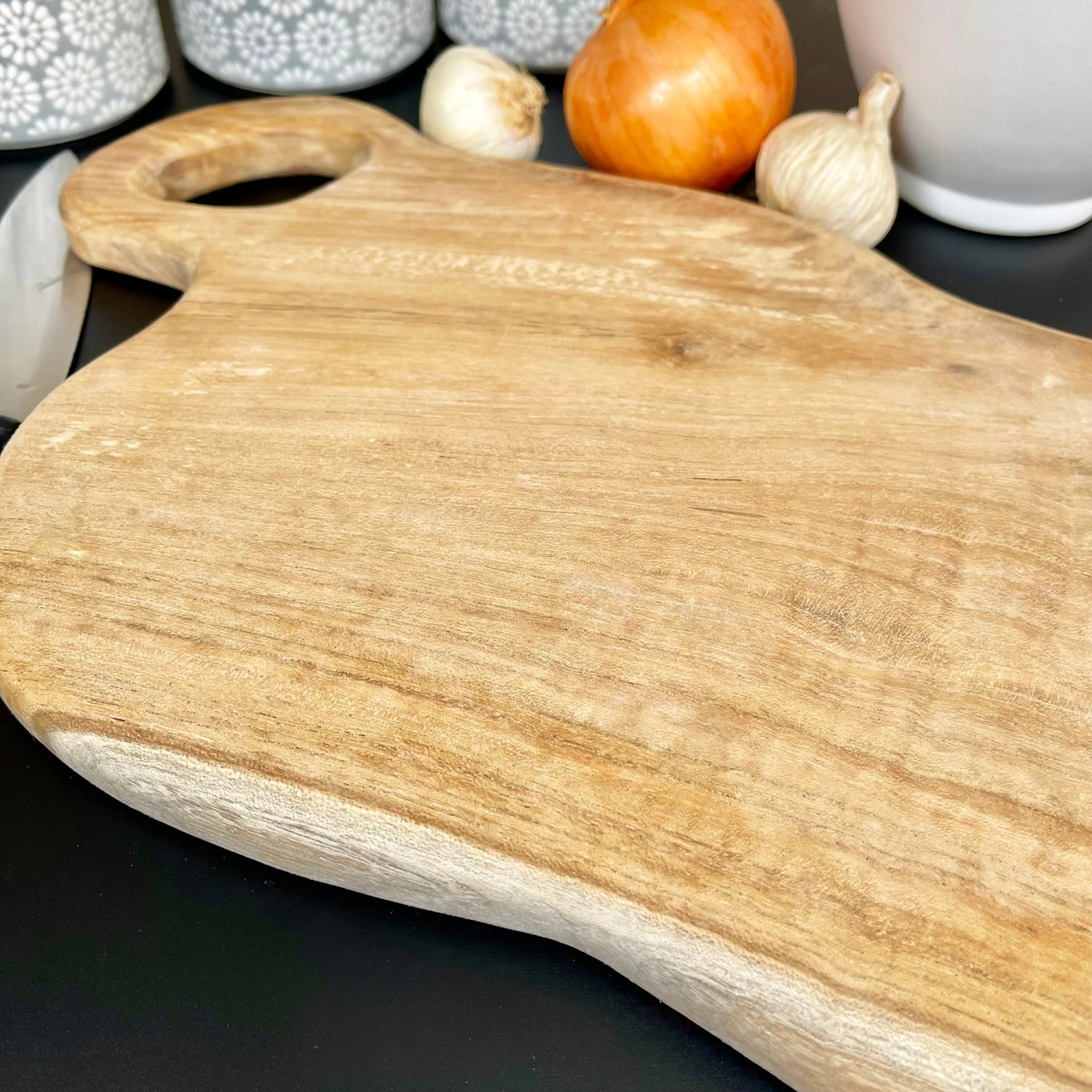 Darthome Limited Teak Chopping Board With Handle 2 Darthome Limited Teak Chopping Board With Handle - Image 2