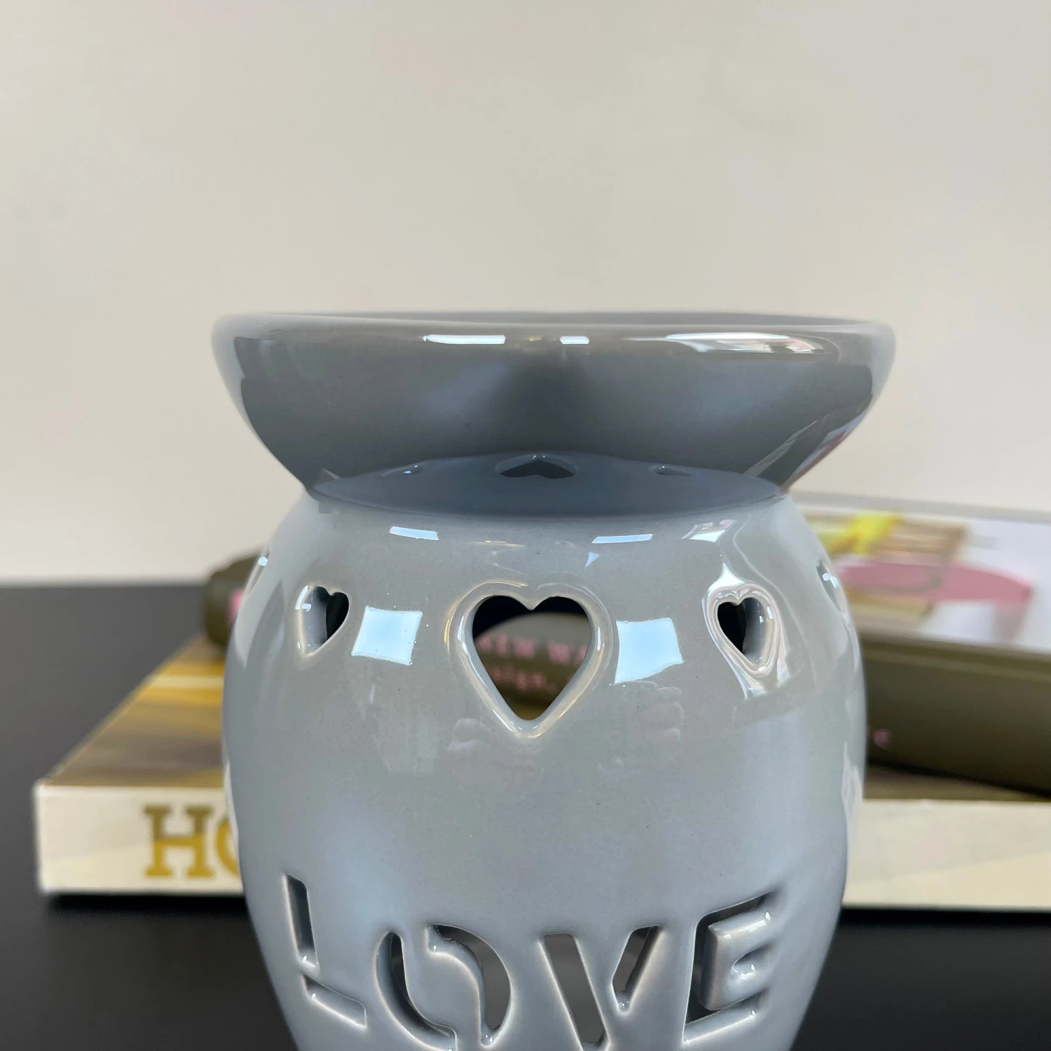 Darthome Limited Love Stensil Grey Wax Melt Burner 3 Darthome Limited Love Stensil Grey Wax Melt Burner - Image 3