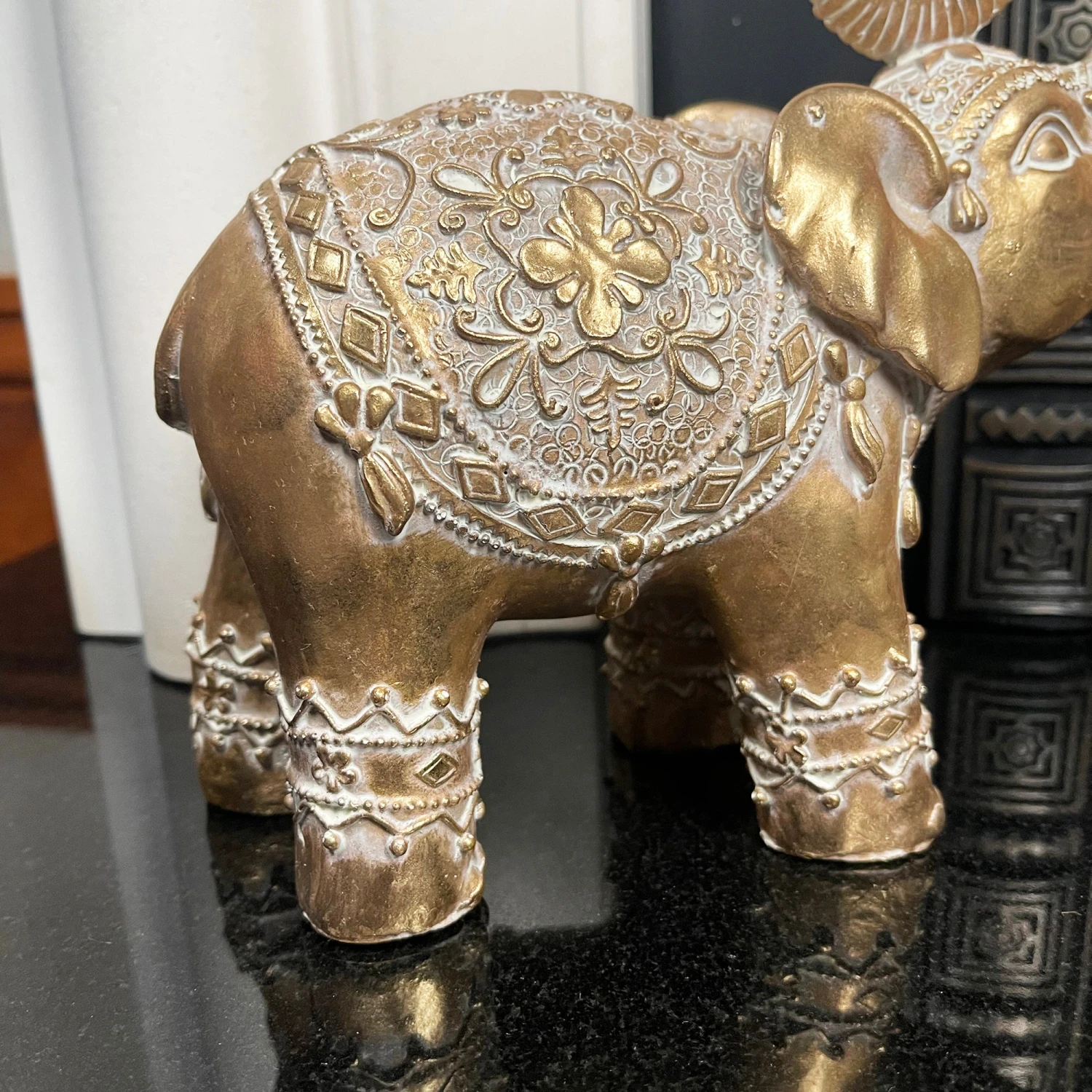 Darthome Limited Set Of 2 Gold Indian Elephant Ornaments 4 Darthome Limited Set Of 2 Gold Indian Elephant Ornaments - Image 4