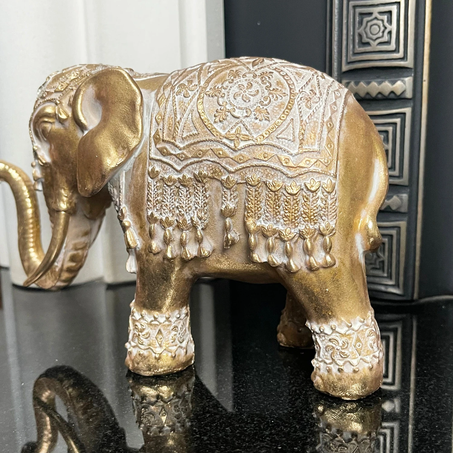 Darthome Limited Set Of 2 Gold Indian Elephant Ornaments 14 Darthome Limited Set Of 2 Gold Indian Elephant Ornaments - Image 14