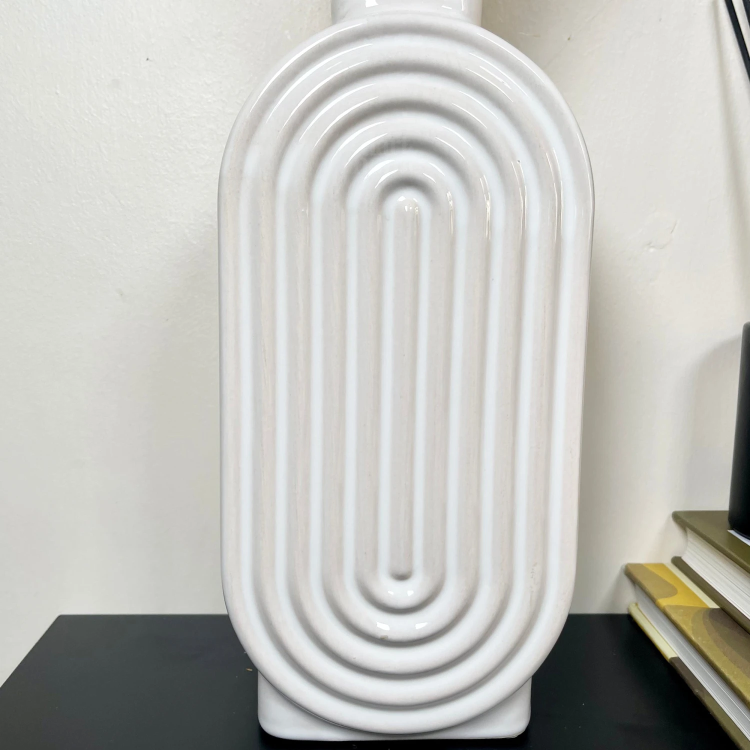 Darthome Limited White Ribbed Oval Vase 4 Darthome Limited White Ribbed Oval Vase - Image 4