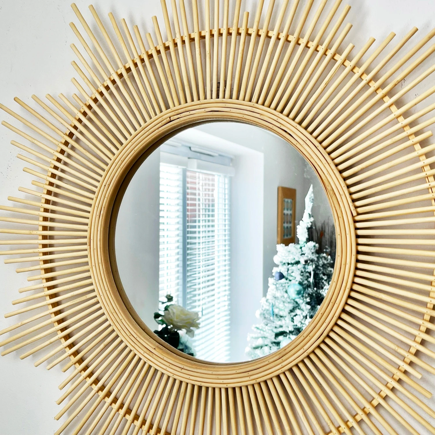 Darthome Limited 60cm Bamboo Sunburst Wall Mirror 4 Darthome Limited 60cm Bamboo Sunburst Wall Mirror - Image 4