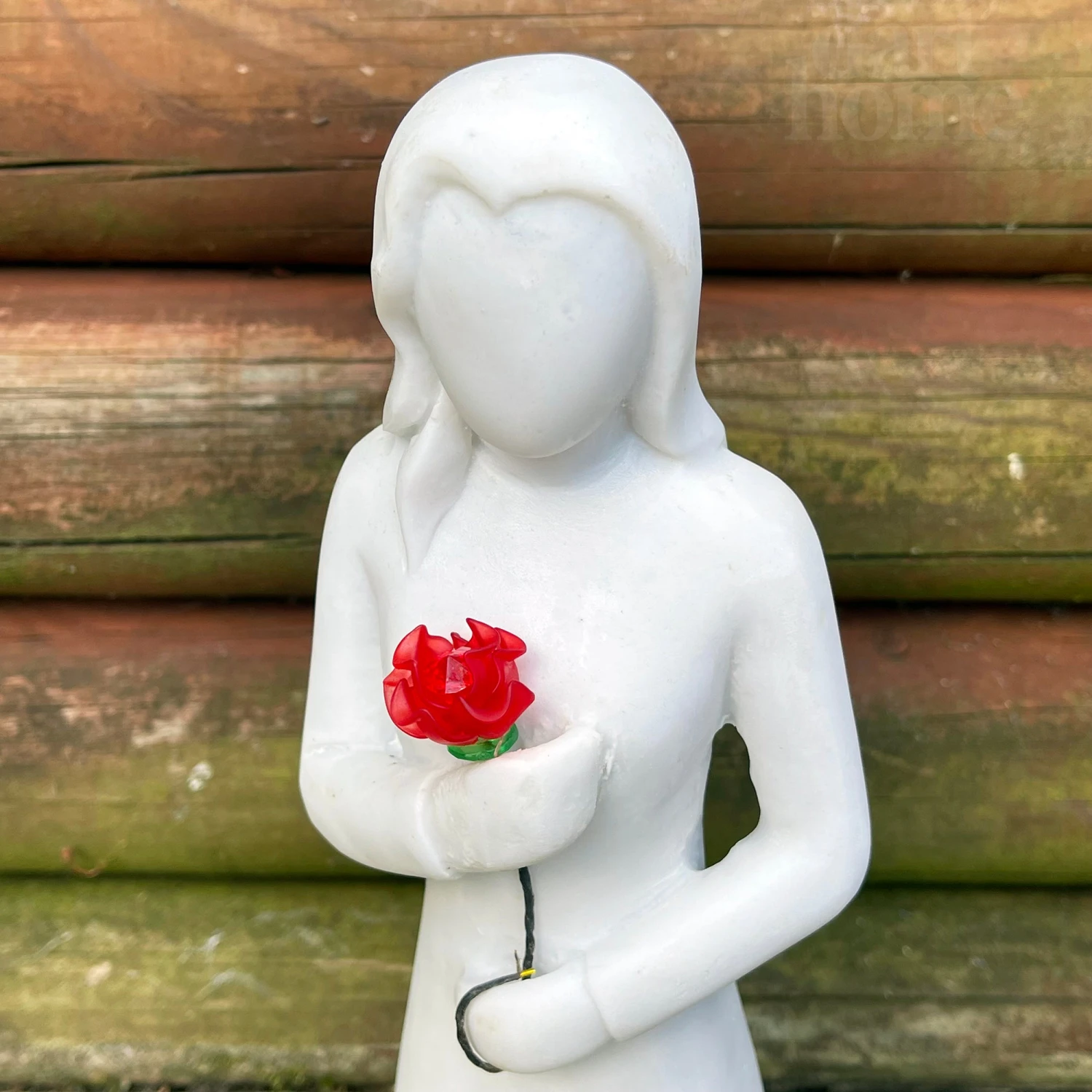 Darthome Limited Woman With Red Rose Garden Ornament - White Marble Resin 2 Darthome Limited Woman With Red Rose Garden Ornament - White Marble Resin - Image 2