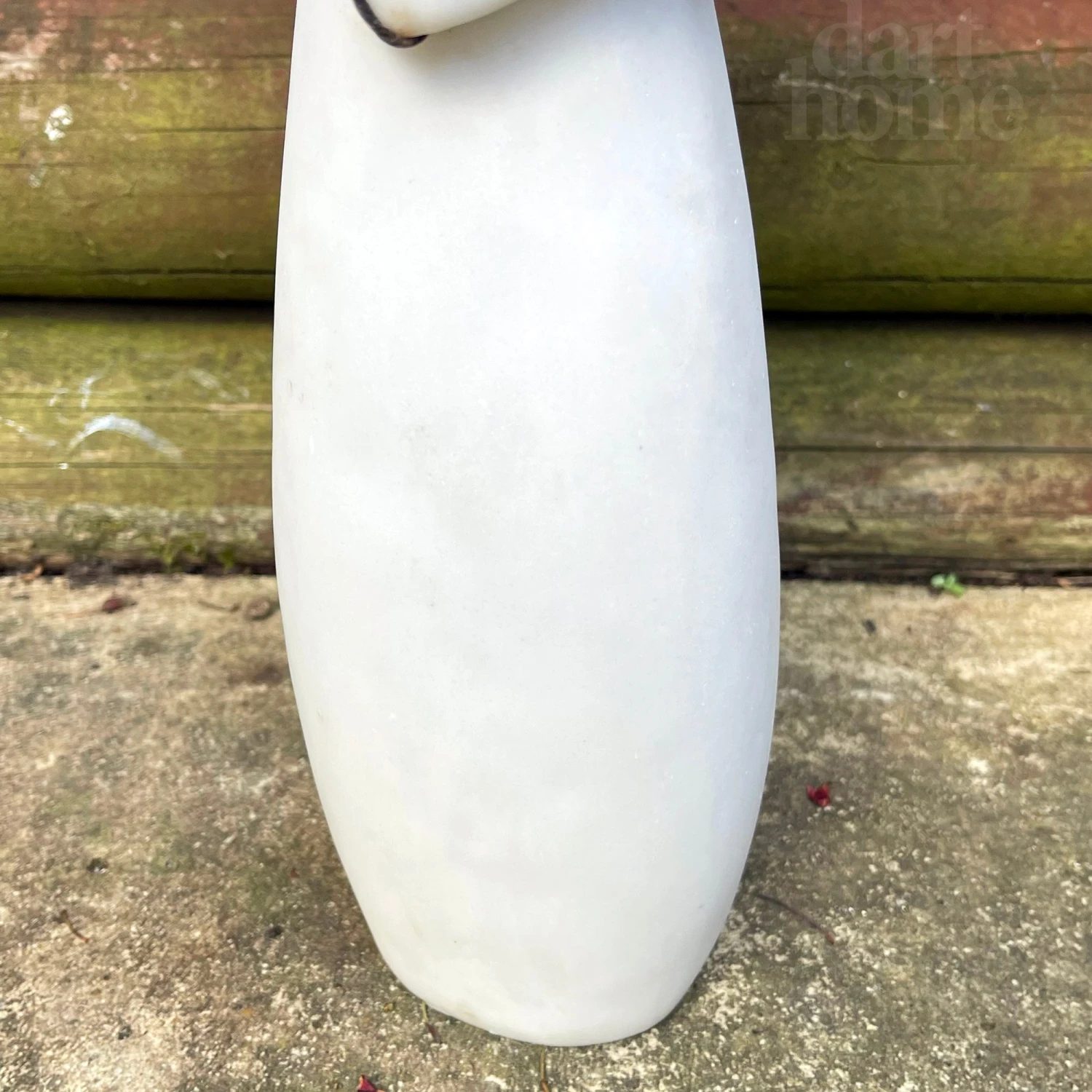 Darthome Limited Woman With Red Rose Garden Ornament - White Marble Resin 5 Darthome Limited Woman With Red Rose Garden Ornament - White Marble Resin - Image 5