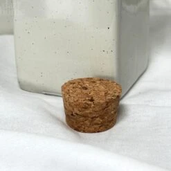 Darthome Limited Speckled Grey Oil And Vinegar Bottle Set -Decor Garden Shop IMG E7371 cb62c0b6 2eba 4ab0 92d4 2a290852a647