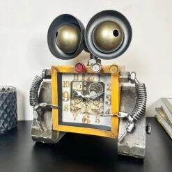 Darthome Limited Yellow Square Robot Clock
