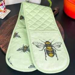 Darthome Limited 4pc Green Bees Gauntlet Glove & Tea Towel Kitchen Set -Decor Garden Shop IMG E7502 13a95a67 9acc 4c13 b541 3cd7aa39be9b